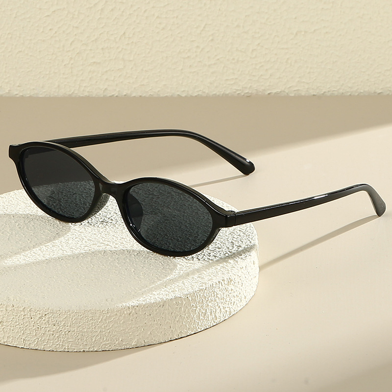 Vintage Small Cat Eye Sunglass - đánh giá và giá Sunglasses Cat Eye
